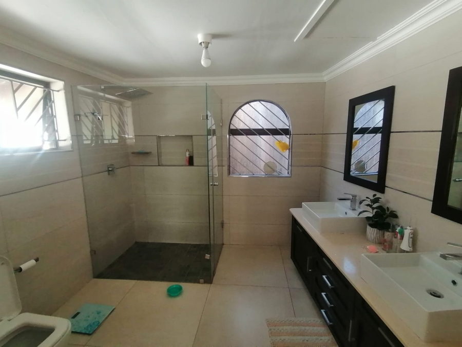 4 Bedroom Property for Sale in Sarnia KwaZulu-Natal