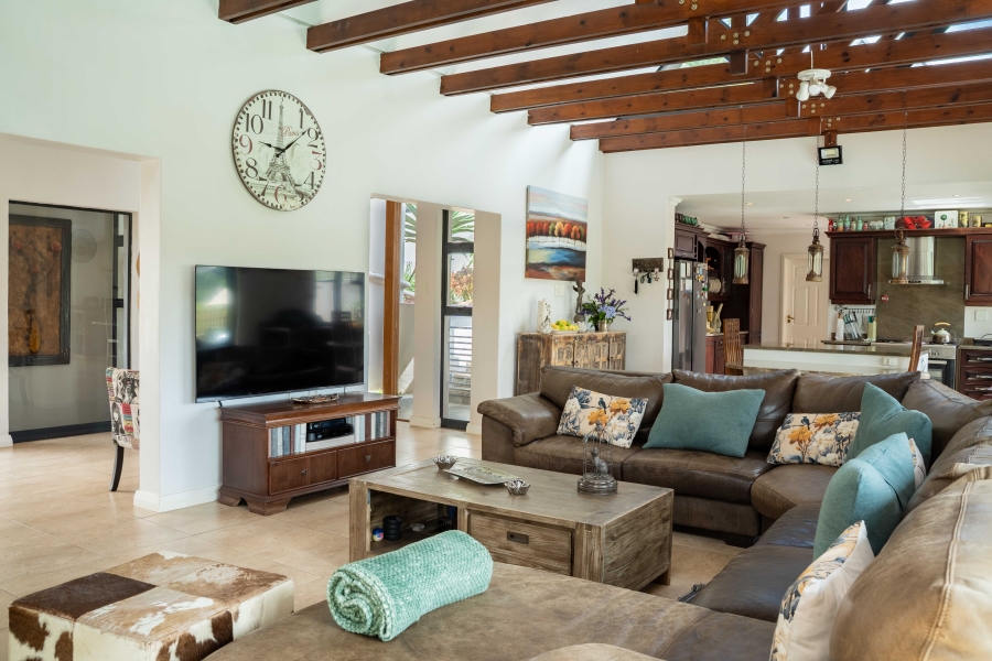 4 Bedroom Property for Sale in Cotswold Downs Estates KwaZulu-Natal