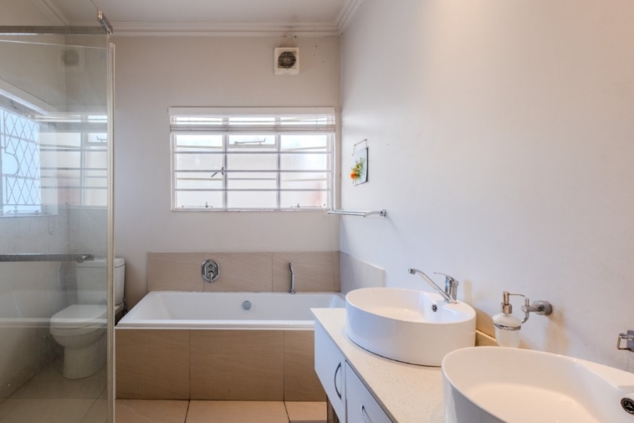 3 Bedroom Property for Sale in Durban North KwaZulu-Natal