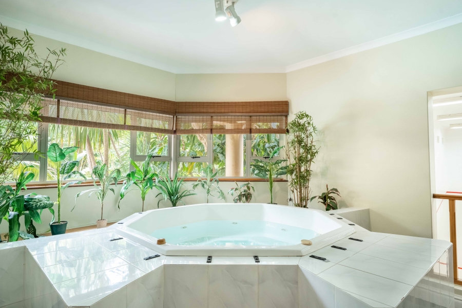 4 Bedroom Property for Sale in Kloof KwaZulu-Natal