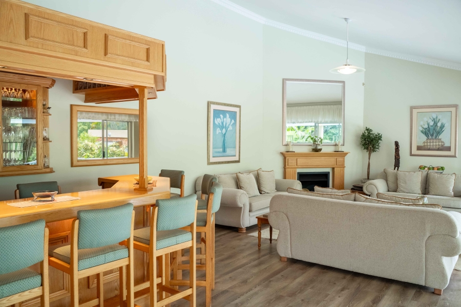 4 Bedroom Property for Sale in Kloof KwaZulu-Natal