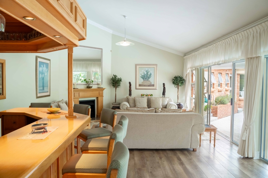 4 Bedroom Property for Sale in Kloof KwaZulu-Natal