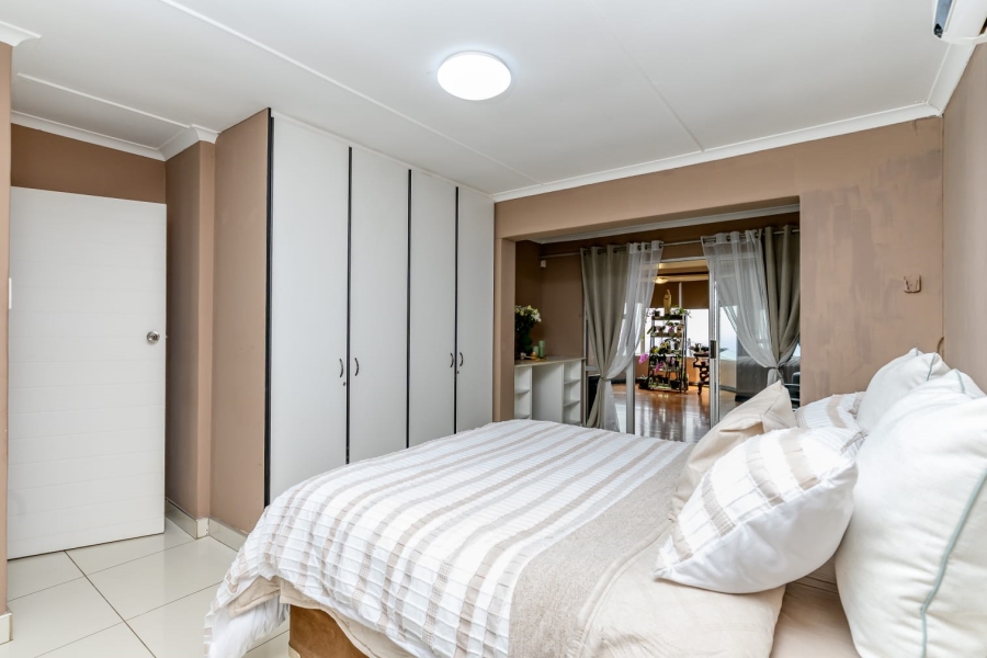 3 Bedroom Property for Sale in Treasure Beach KwaZulu-Natal