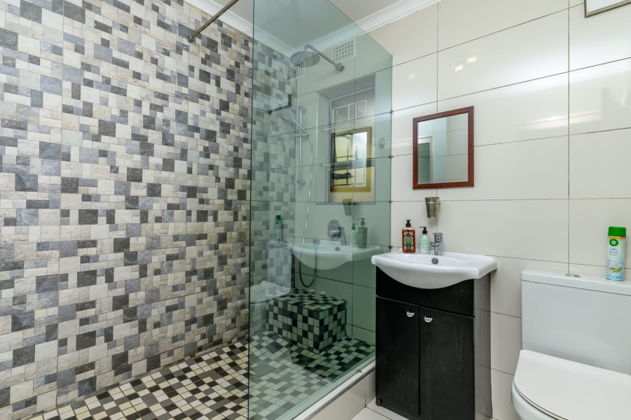 3 Bedroom Property for Sale in Treasure Beach KwaZulu-Natal