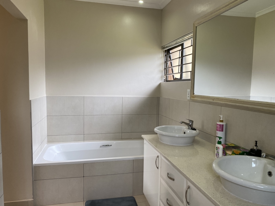 3 Bedroom Property for Sale in Ballito Central KwaZulu-Natal