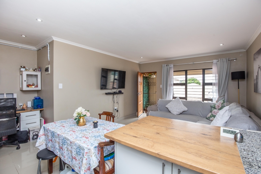 1 Bedroom Property for Sale in Red Hill KwaZulu-Natal