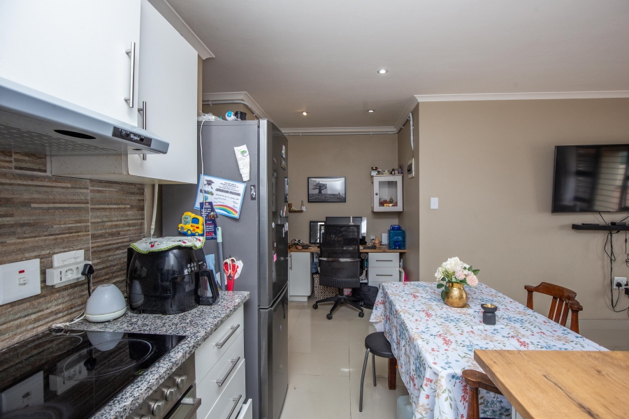 1 Bedroom Property for Sale in Red Hill KwaZulu-Natal