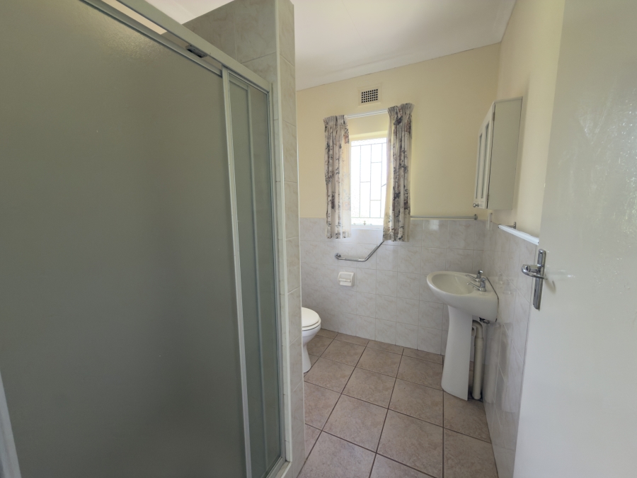 2 Bedroom Property for Sale in Amberglen KwaZulu-Natal