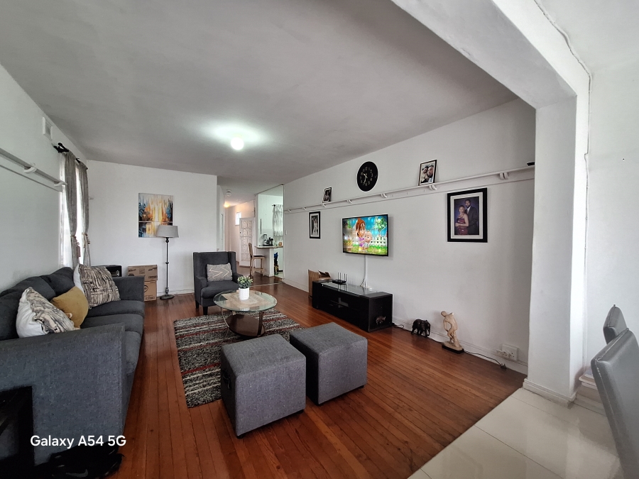 2 Bedroom Property for Sale in Glenwood KwaZulu-Natal