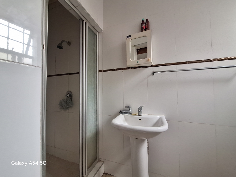 2 Bedroom Property for Sale in Glenwood KwaZulu-Natal