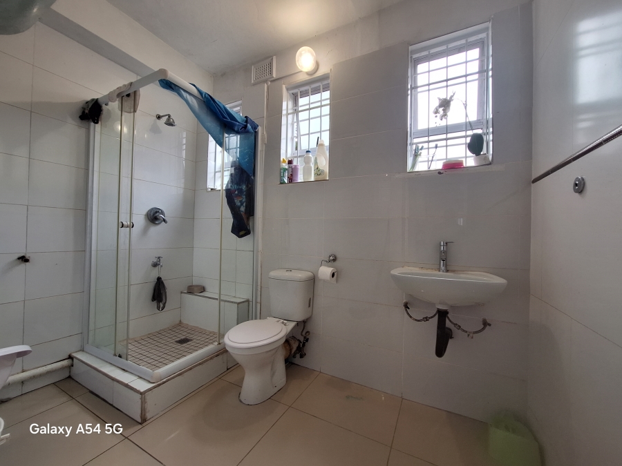 2 Bedroom Property for Sale in Glenwood KwaZulu-Natal