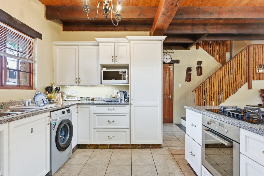 4 Bedroom Property for Sale in Hillcrest Central KwaZulu-Natal