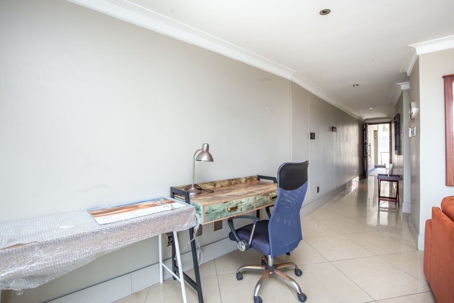 1 Bedroom Property for Sale in Point Waterfront KwaZulu-Natal