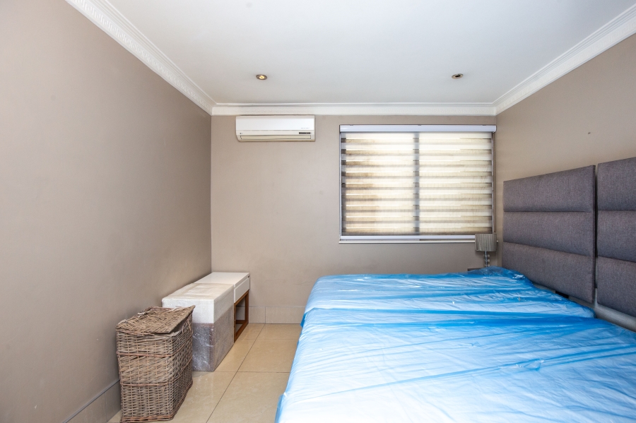 1 Bedroom Property for Sale in Point Waterfront KwaZulu-Natal