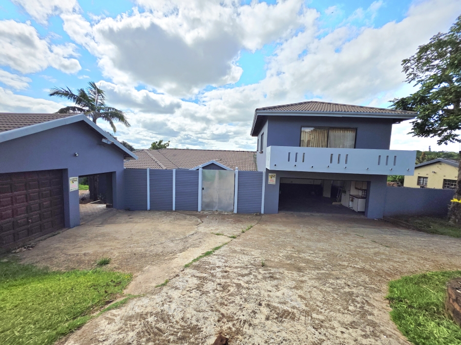 To Let 4 Bedroom Property for Rent in Kildare KwaZulu-Natal