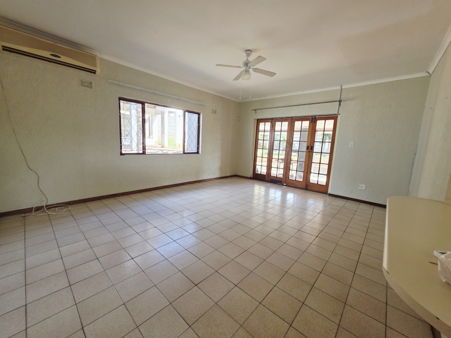 To Let 4 Bedroom Property for Rent in Kildare KwaZulu-Natal
