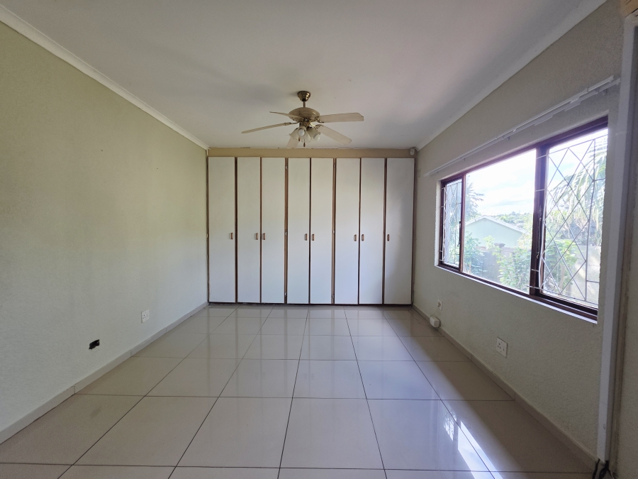 To Let 4 Bedroom Property for Rent in Kildare KwaZulu-Natal