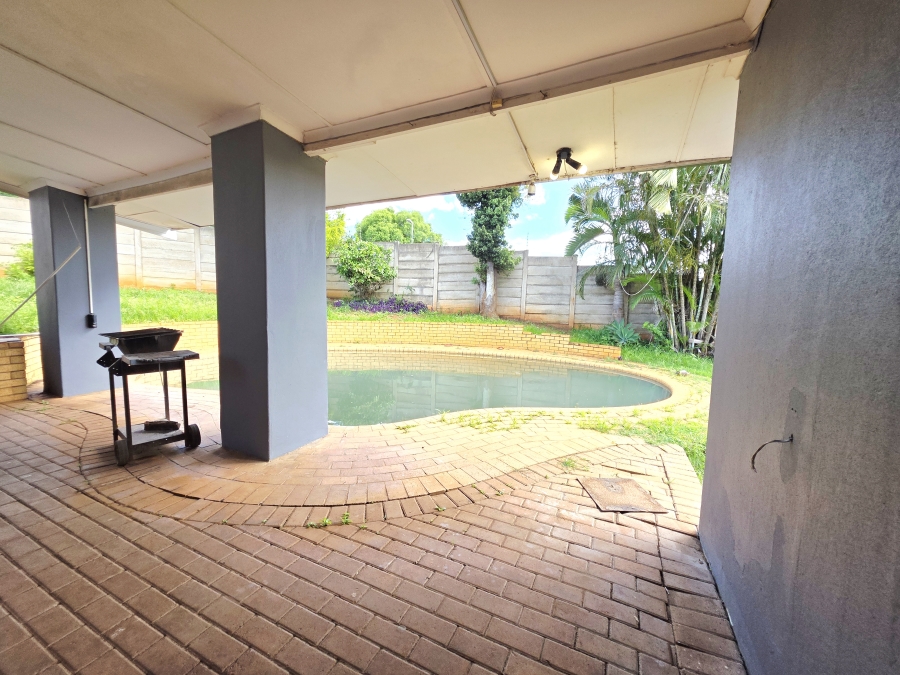 To Let 4 Bedroom Property for Rent in Kildare KwaZulu-Natal