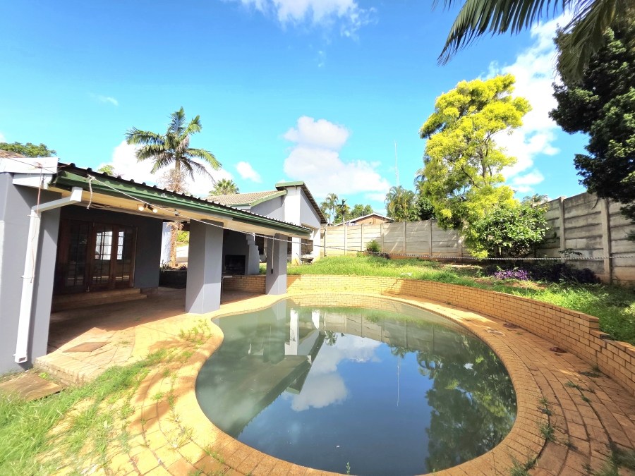 To Let 4 Bedroom Property for Rent in Kildare KwaZulu-Natal