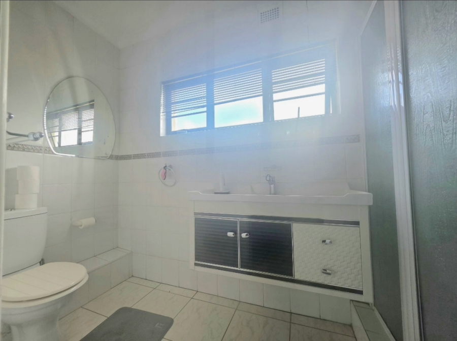 4 Bedroom Property for Sale in Athlone Park KwaZulu-Natal