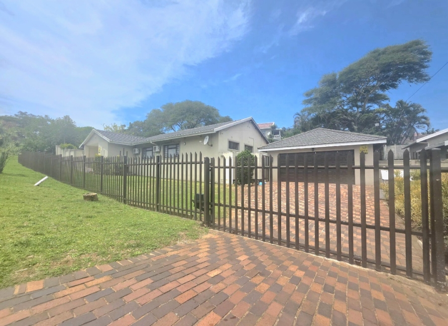 4 Bedroom Property for Sale in Athlone Park KwaZulu-Natal