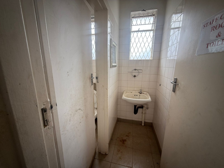 To Let commercial Property for Rent in Durban North KwaZulu-Natal