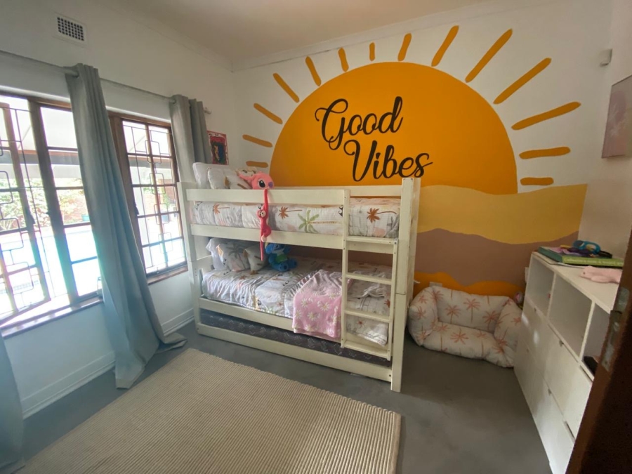 5 Bedroom Property for Sale in Panorama KwaZulu-Natal