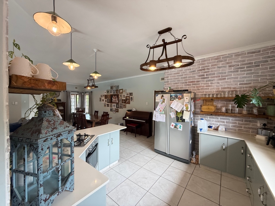 5 Bedroom Property for Sale in Panorama KwaZulu-Natal