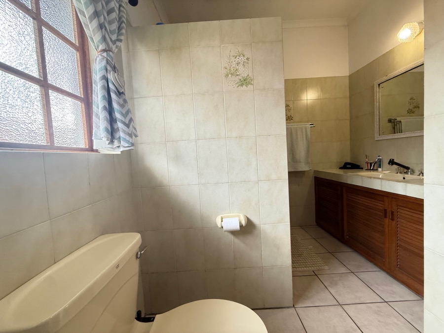 5 Bedroom Property for Sale in Panorama KwaZulu-Natal