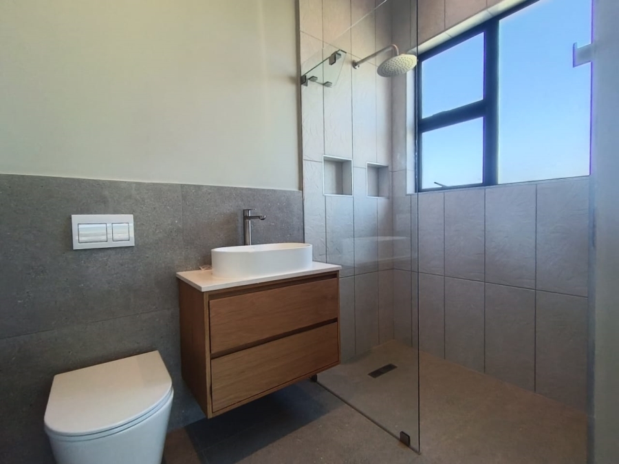 To Let 4 Bedroom Property for Rent in Springvale Country Estate KwaZulu-Natal