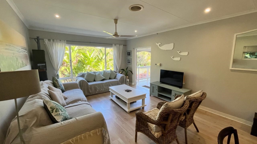 To Let 3 Bedroom Property for Rent in Willard Beach KwaZulu-Natal