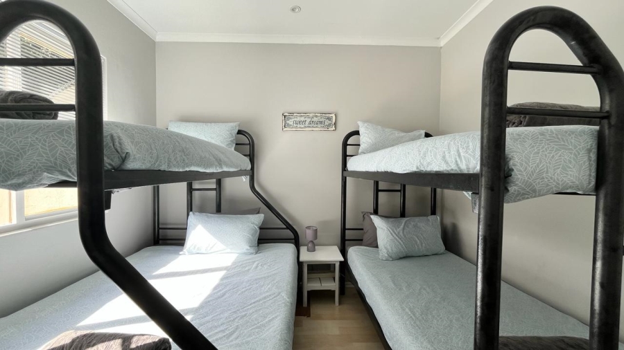 To Let 3 Bedroom Property for Rent in Willard Beach KwaZulu-Natal