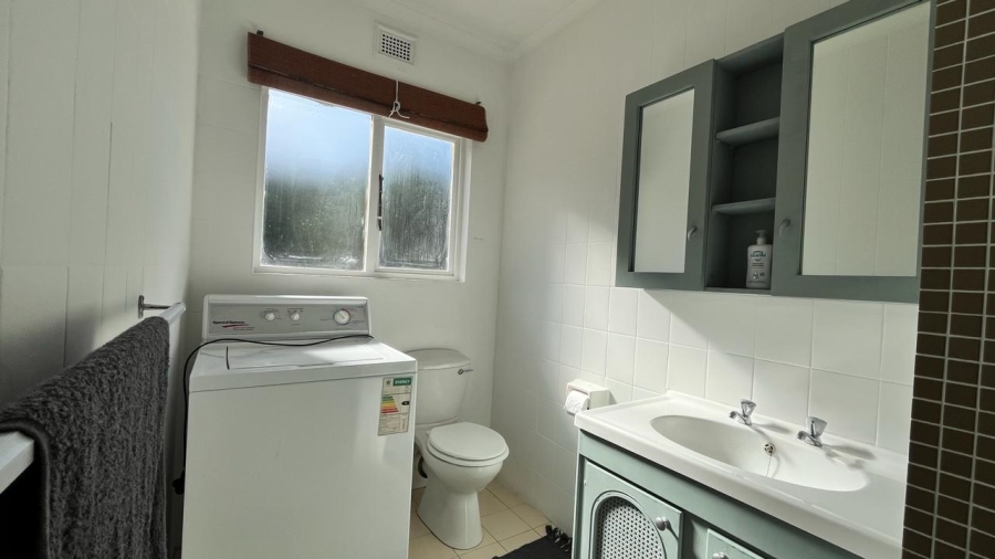 To Let 3 Bedroom Property for Rent in Willard Beach KwaZulu-Natal