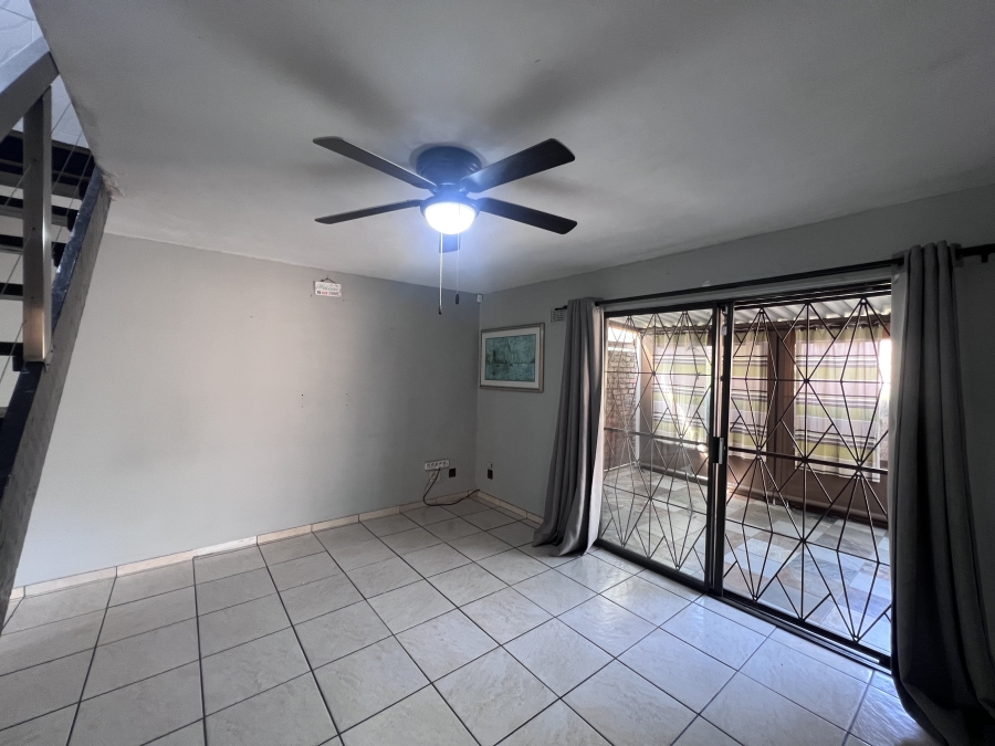 To Let 3 Bedroom Property for Rent in Lotus Park KwaZulu-Natal