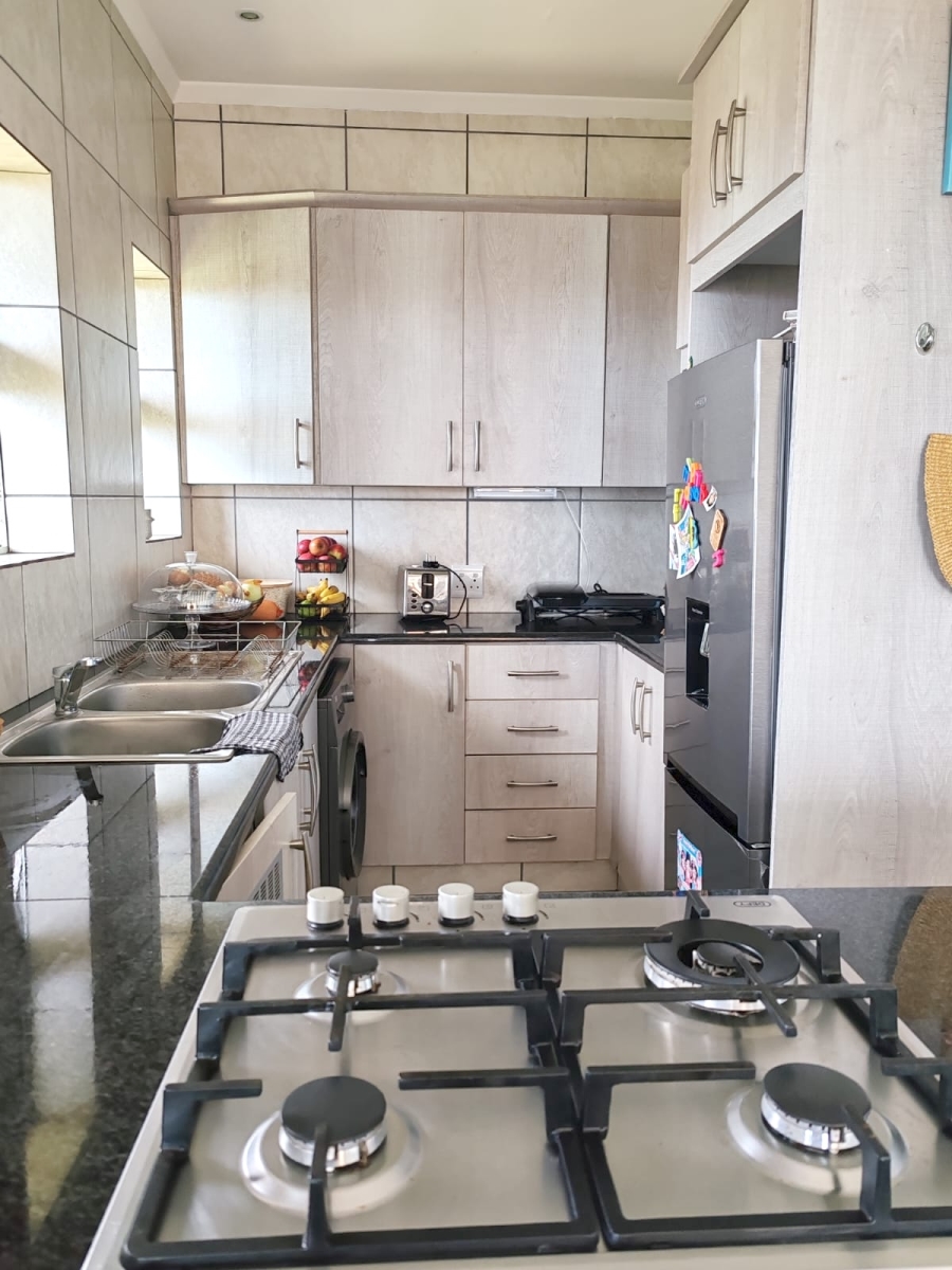 2 Bedroom Property for Sale in Scottburgh Central KwaZulu-Natal