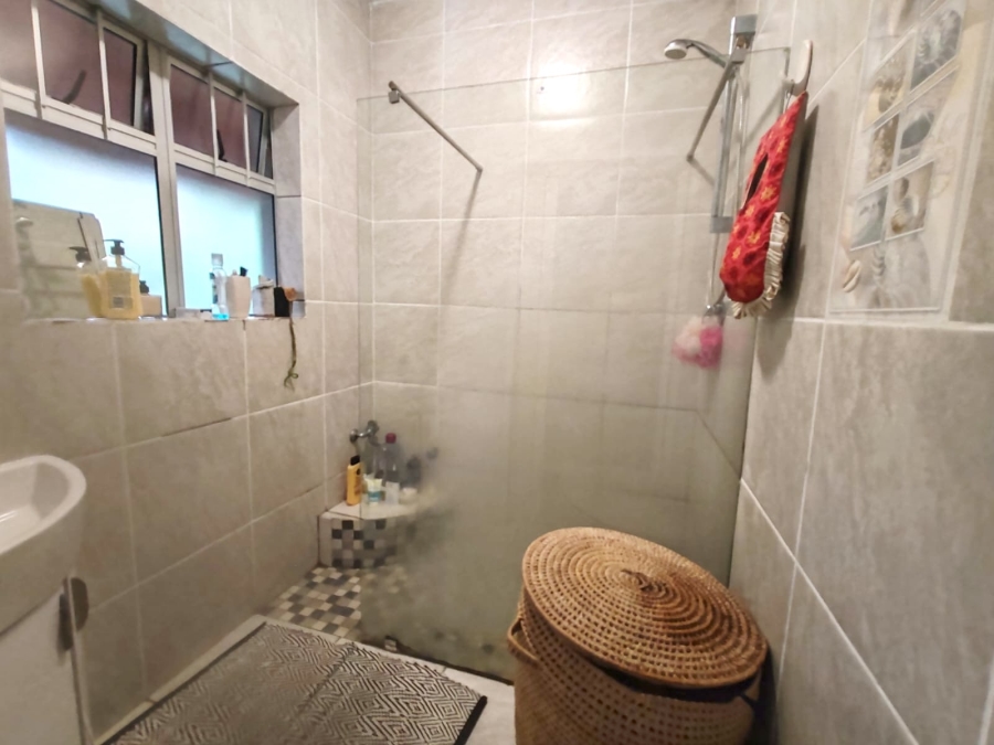 2 Bedroom Property for Sale in Scottburgh Central KwaZulu-Natal