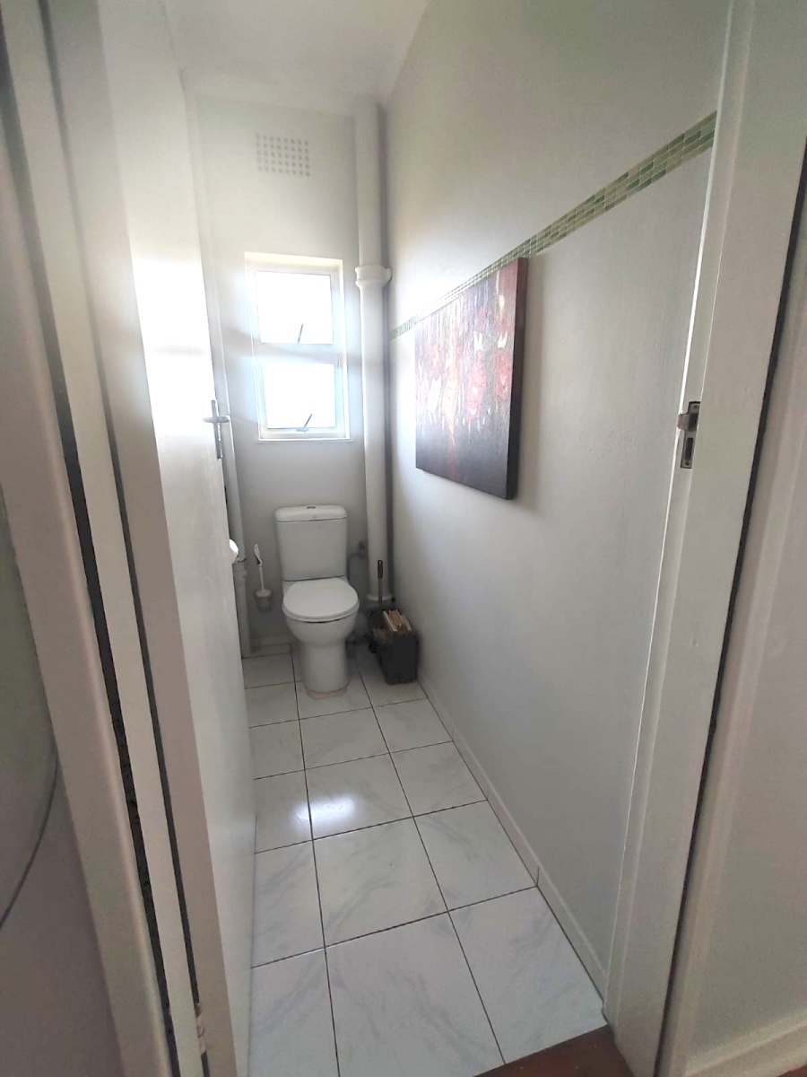 2 Bedroom Property for Sale in Scottburgh Central KwaZulu-Natal