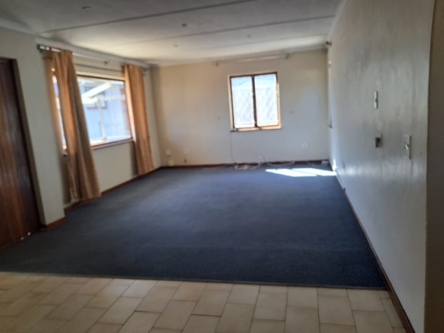 To Let 3 Bedroom Property for Rent in Glenmore KwaZulu-Natal