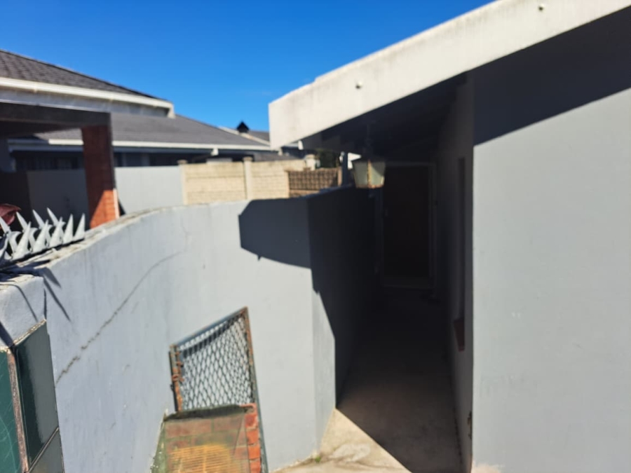 To Let 3 Bedroom Property for Rent in Glenmore KwaZulu-Natal