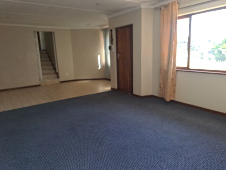 To Let 3 Bedroom Property for Rent in Glenmore KwaZulu-Natal