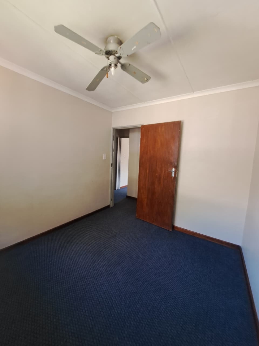 To Let 3 Bedroom Property for Rent in Glenmore KwaZulu-Natal