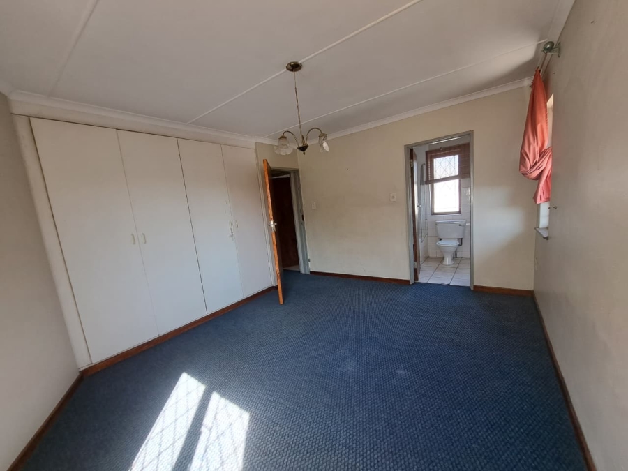 To Let 3 Bedroom Property for Rent in Glenmore KwaZulu-Natal