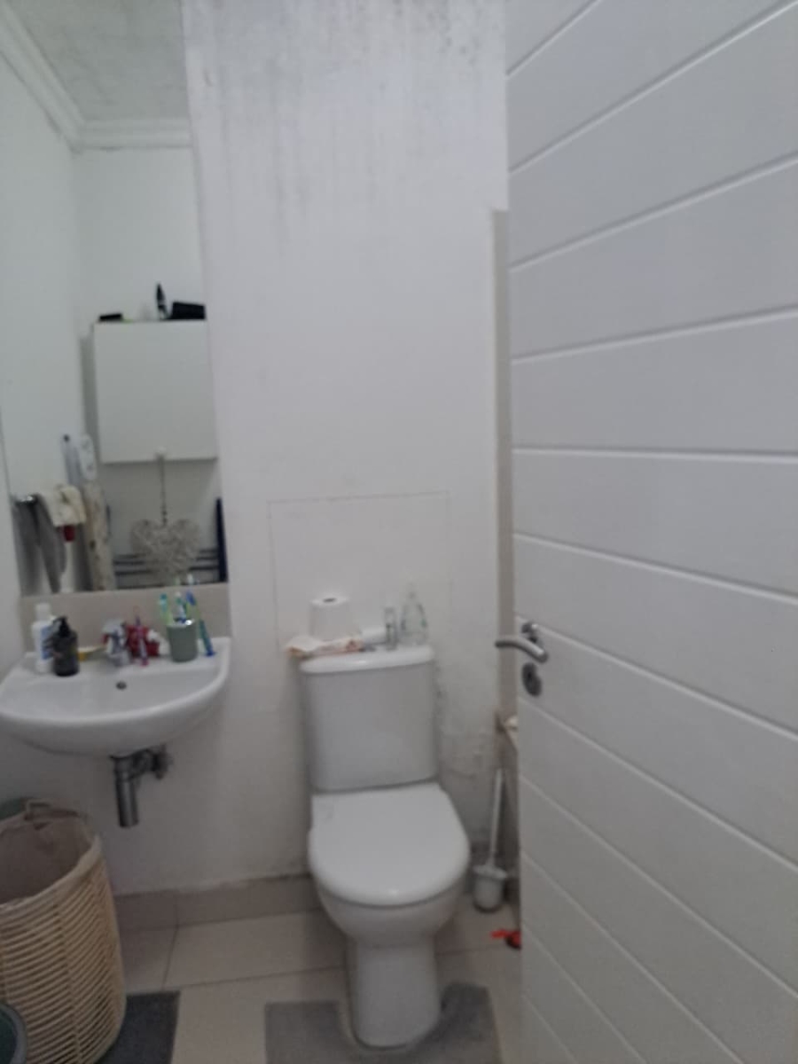 2 Bedroom Property for Sale in Umhlanga Ridge KwaZulu-Natal