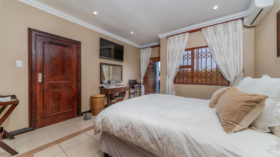 4 Bedroom Property for Sale in Deepdene KwaZulu-Natal