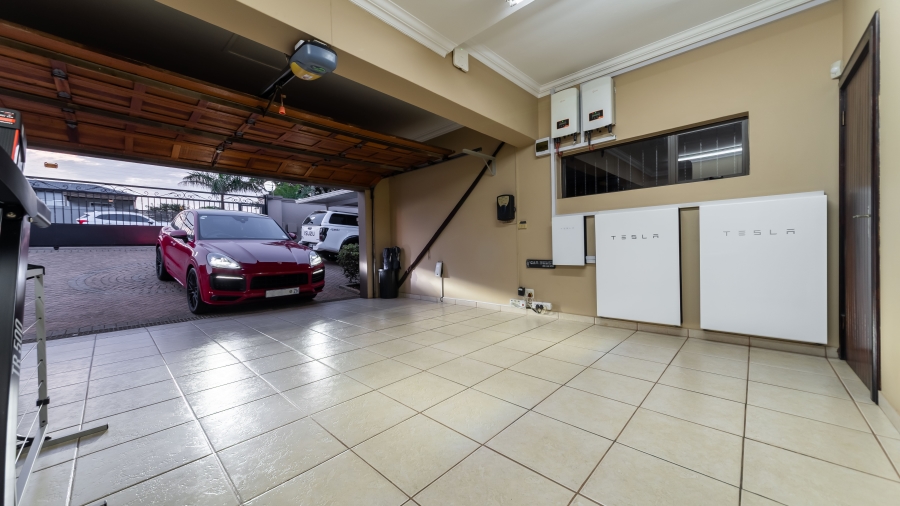 4 Bedroom Property for Sale in Deepdene KwaZulu-Natal