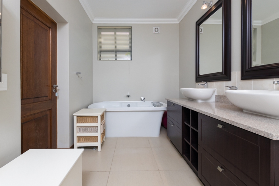 4 Bedroom Property for Sale in Prince