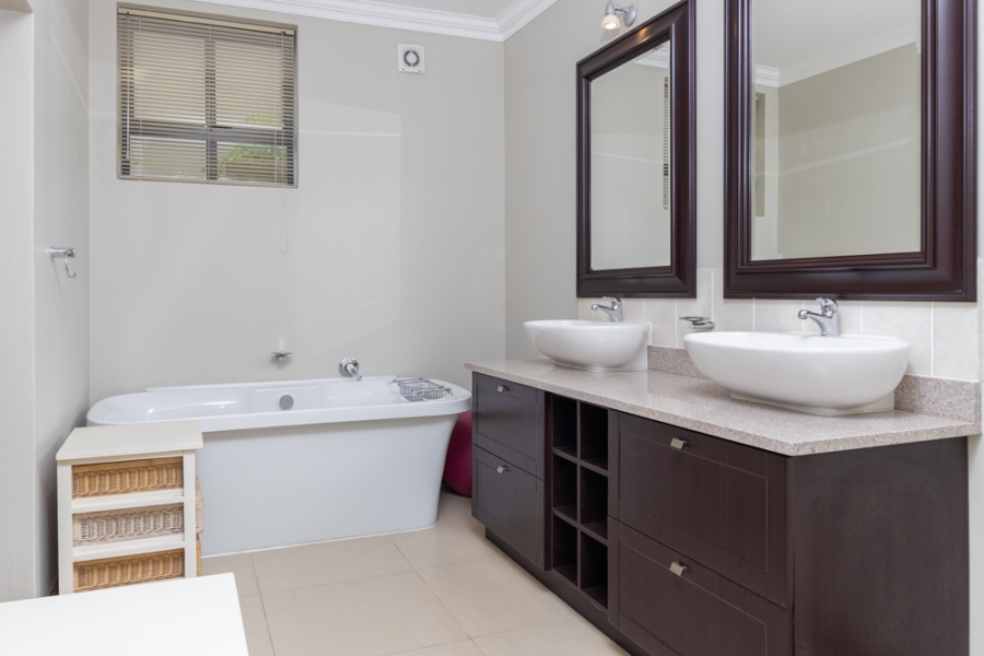 4 Bedroom Property for Sale in Prince