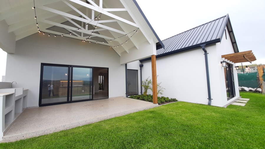 To Let 4 Bedroom Property for Rent in Springvale Country Estate KwaZulu-Natal