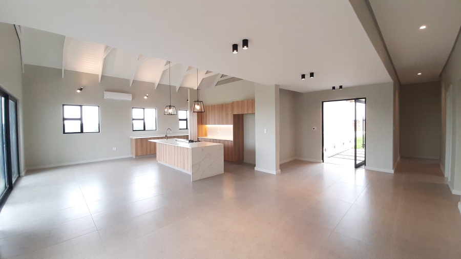 To Let 4 Bedroom Property for Rent in Springvale Country Estate KwaZulu-Natal