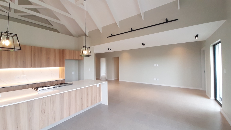 To Let 4 Bedroom Property for Rent in Springvale Country Estate KwaZulu-Natal